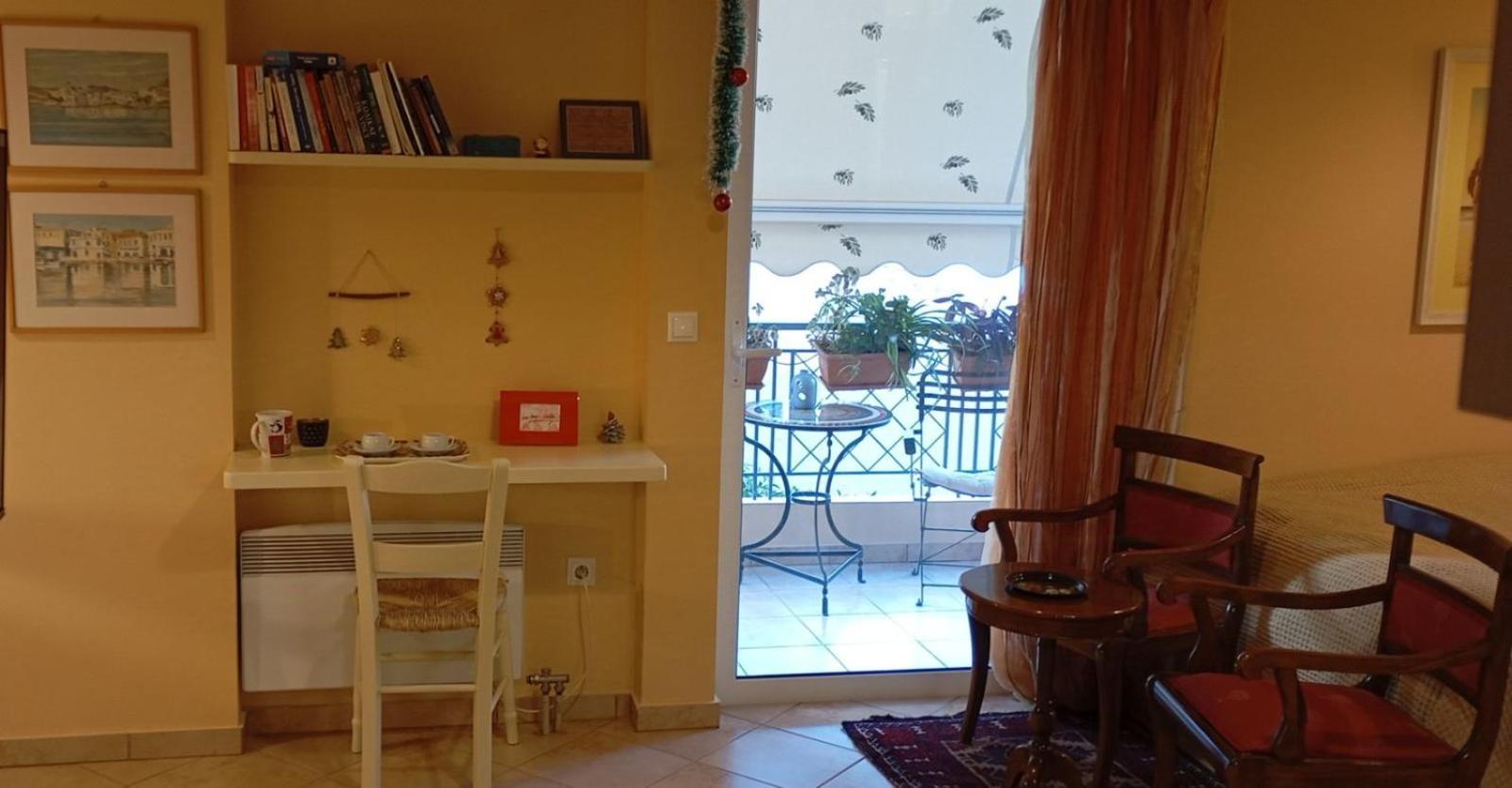 Apartamento Polyxeni Atenas Exterior foto