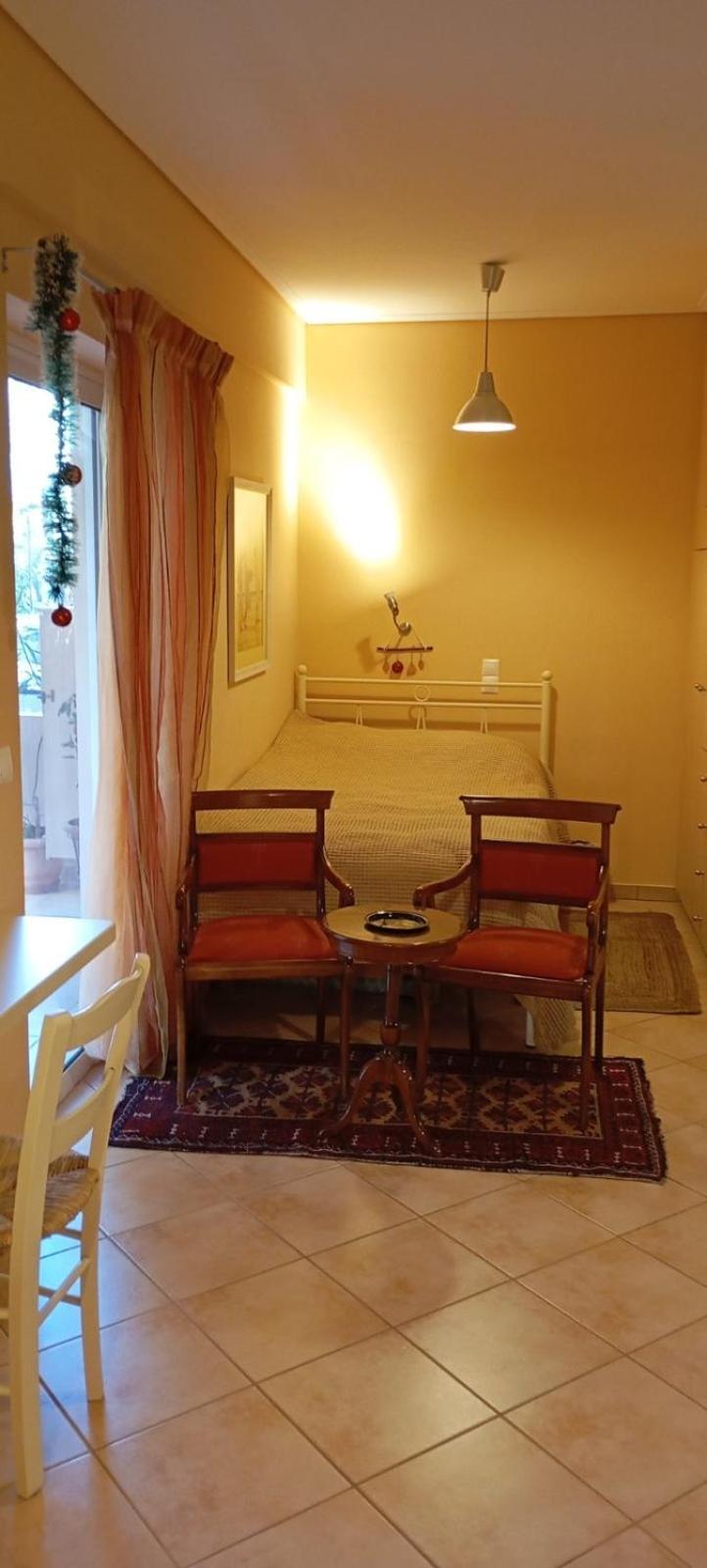 Apartamento Polyxeni Atenas Exterior foto